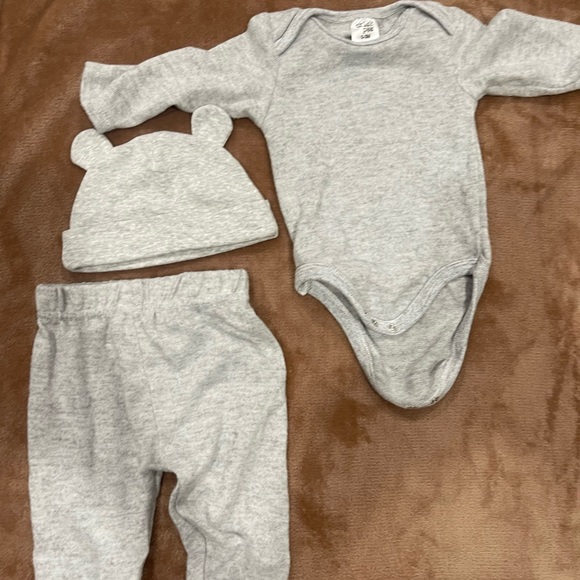 3 piece - Picture 2 of 2